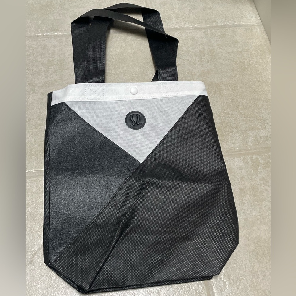 Lululemon Black & White Tote Bag